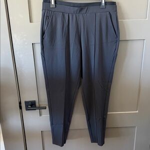 Athleta Venice Pintuck Pant - size Medium